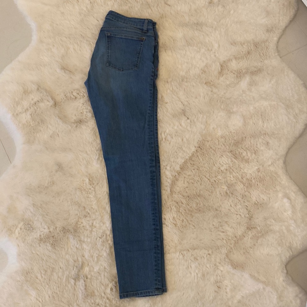 Super cute, stretchy skinny jeans by Warp +Weft